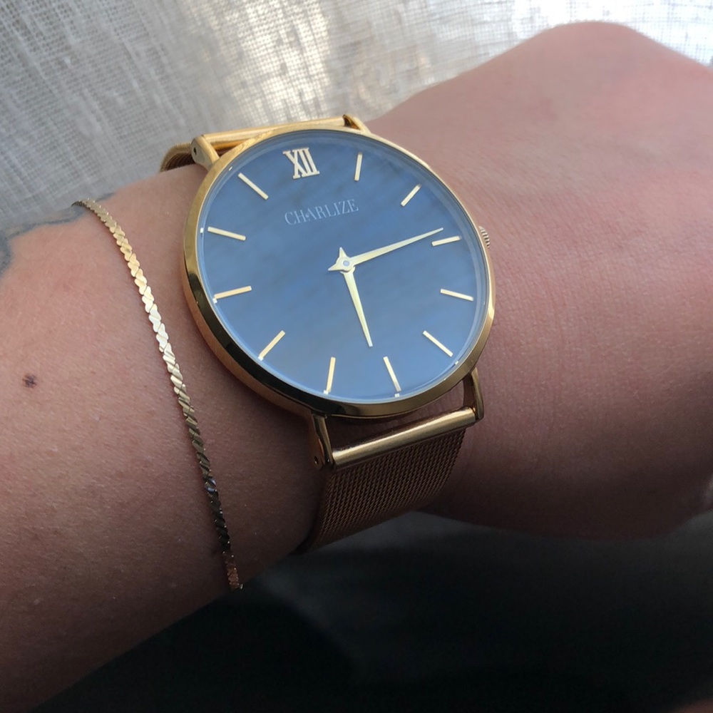 Charlize Watch - Picture 3 of 4
